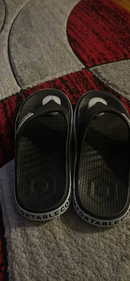 nice slippers size- 38-39 $6 image indicator(2)