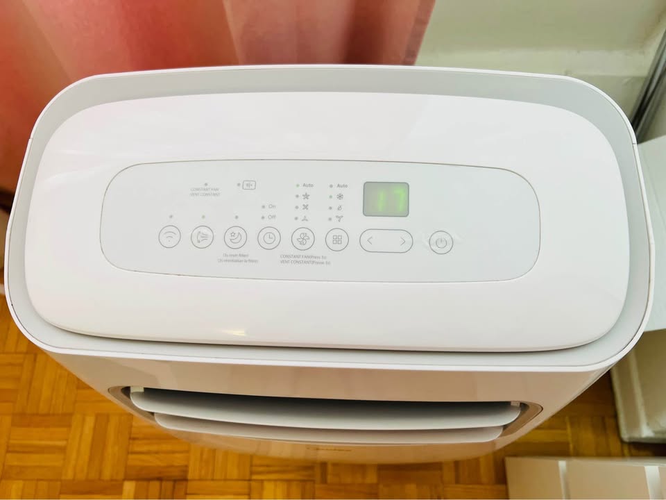 Midea Portable Air Conditioner with remote control– 12,000 BTU - photo 3