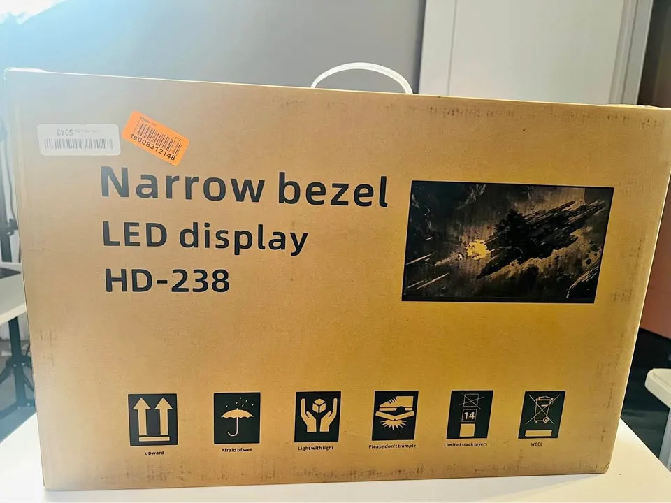 23.8" Portable Touchscreen Monitor thumbnail