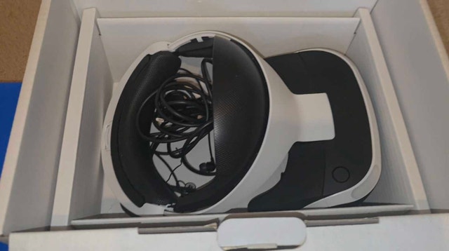 PS4 VR Bundle - photo 2