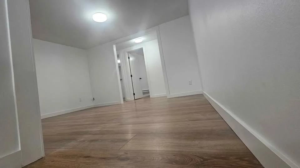 Office Space for Rent – Available December  1st image indicator(2)