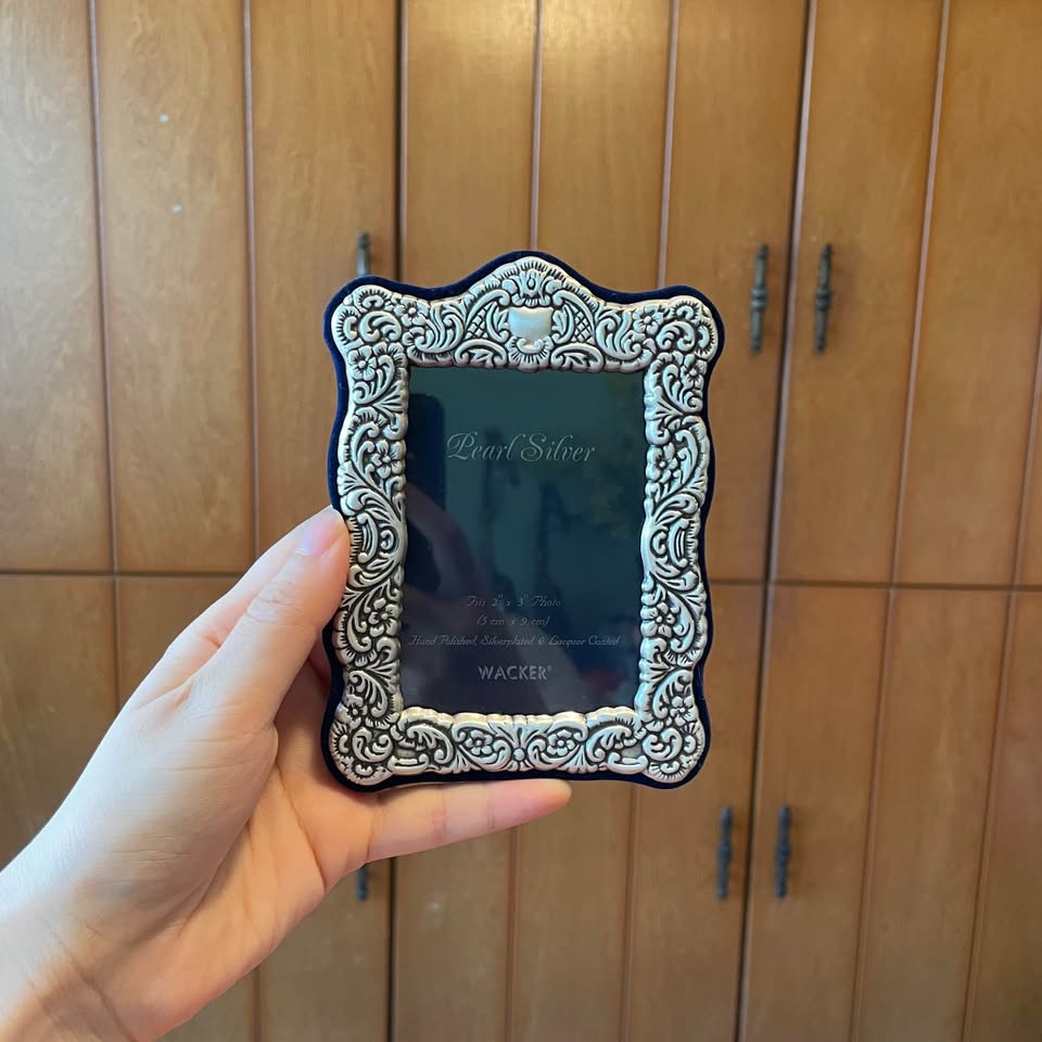 Silver Plated Antique Photo Frame - photo 2