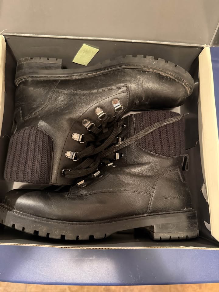 Cougar Winter Boots – Women’s Size 10, Waterproof & Slip-Proof - photo 2