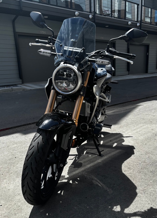 2022 Honda CB300R - photo 3