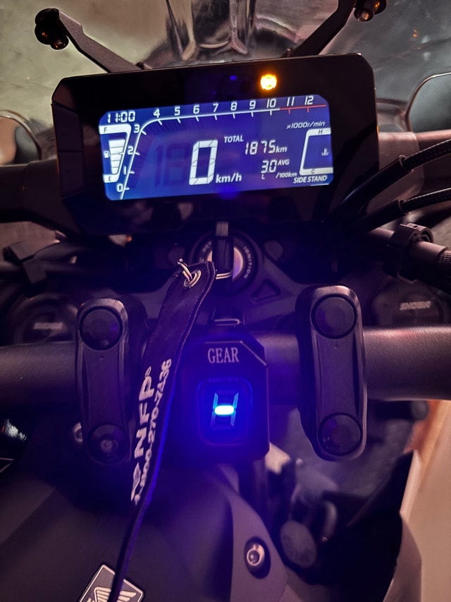 2022 Honda CB300R - photo 4