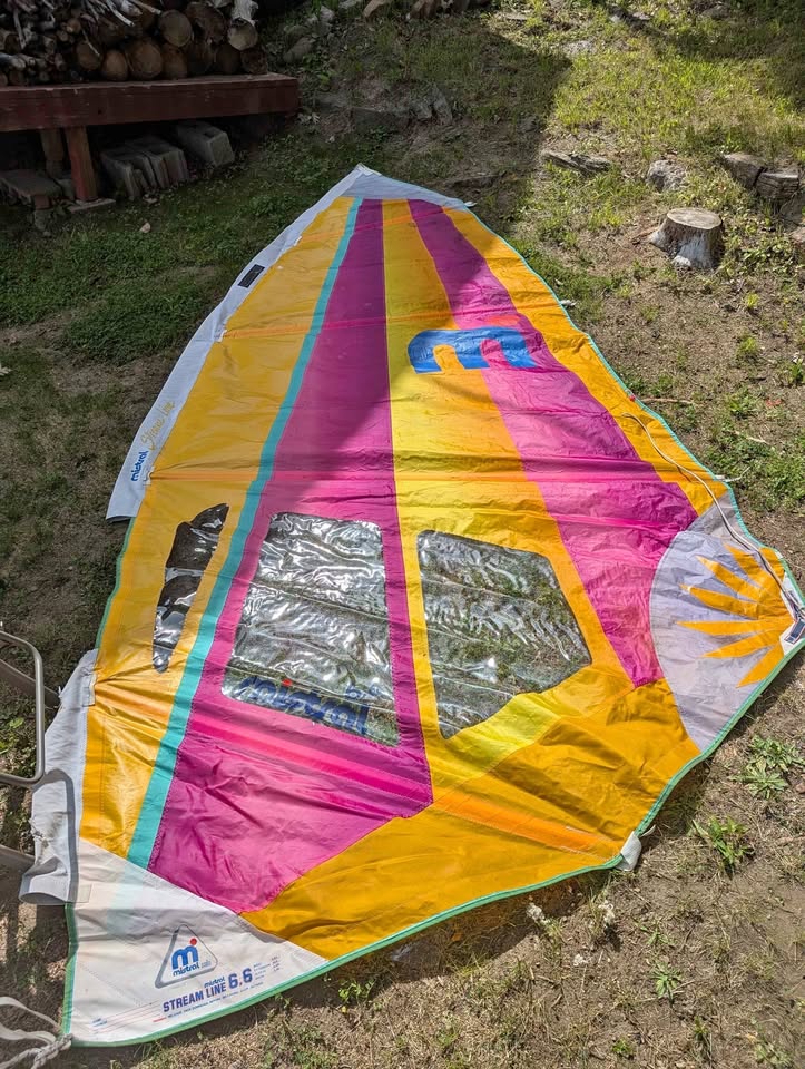 Vintage Mistral Windsurfing Set