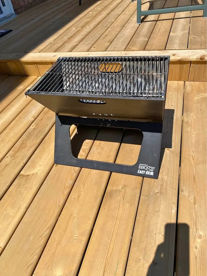 Selling portable charcoal grill thumbnail