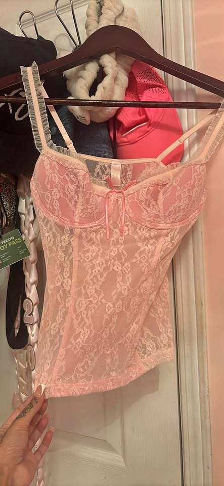 Victoria's Secret Y2K Rare Sydney Carlson Pink Lace Bustier top