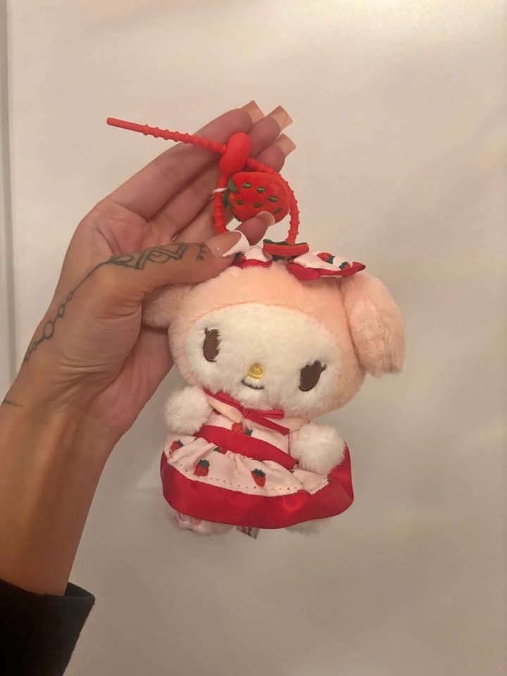 My Melody Strawberry keychain