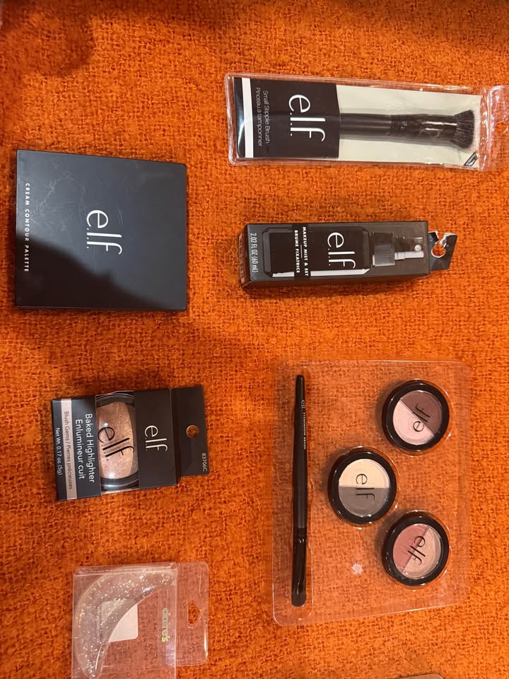 Makeup and skincare lot - photo 4