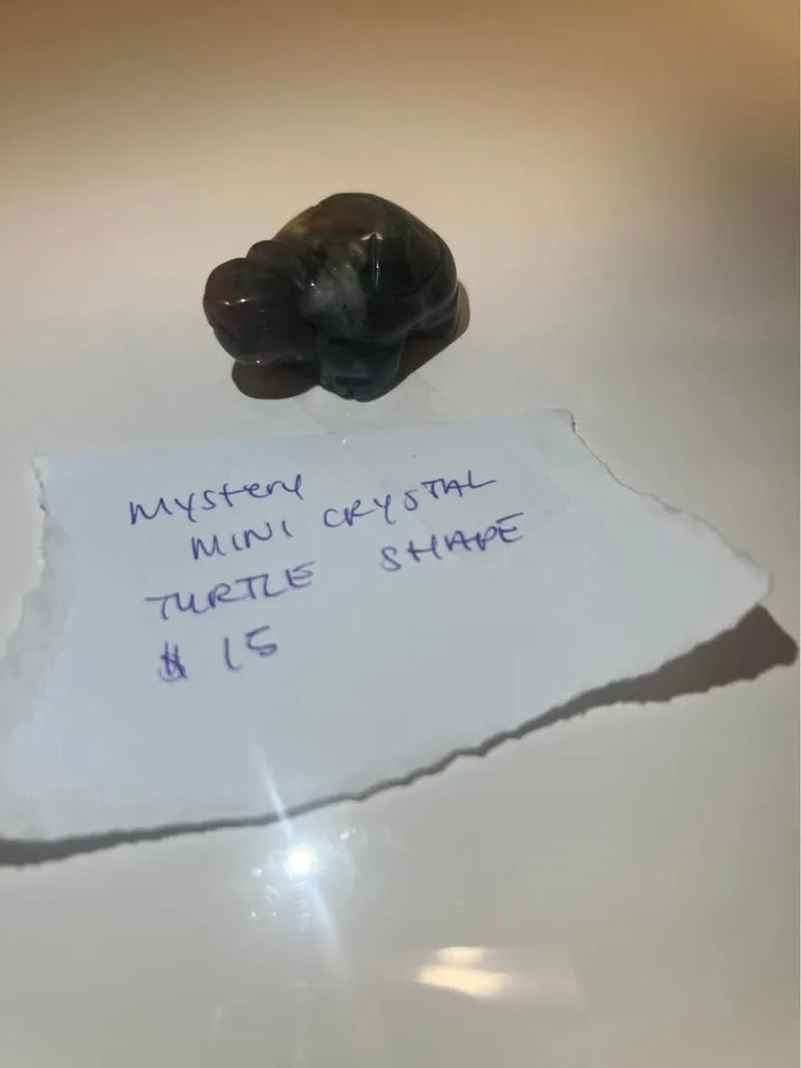 CRYSTALS AND MORE image indicator(2)