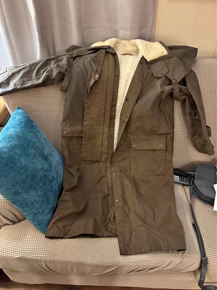 Australian Outback Coat - Woman’s Small