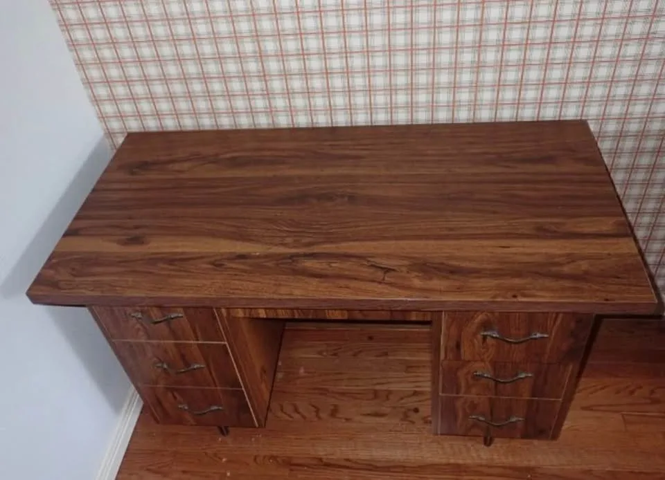 Desk for Student image indicator(2)