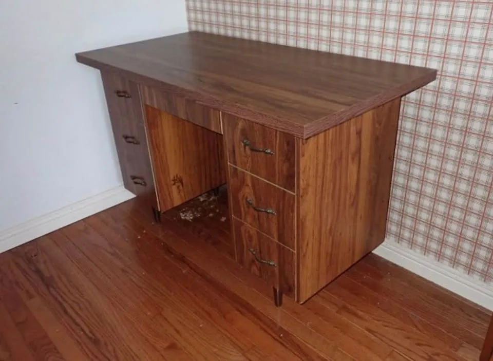 Desk for Student image indicator(3)