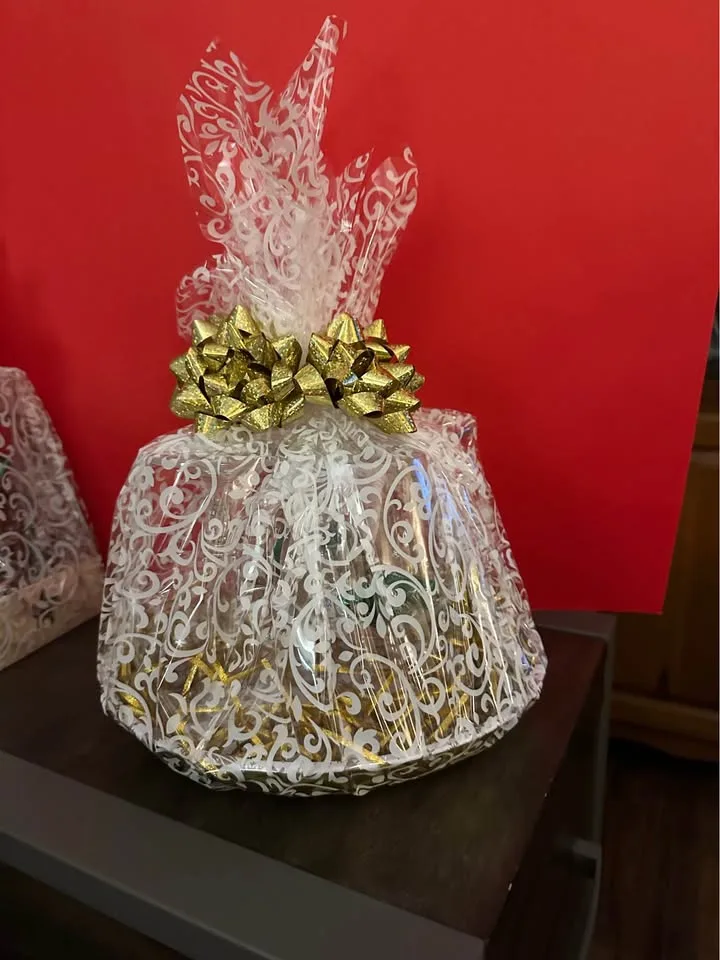 NYE Hostess gifts image indicator(2)