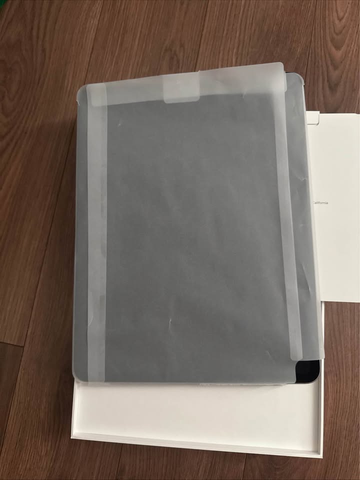 📱 iPad Air 13-inch (M2) – 128GB – Space Gray (Brand New / Open B - photo 3