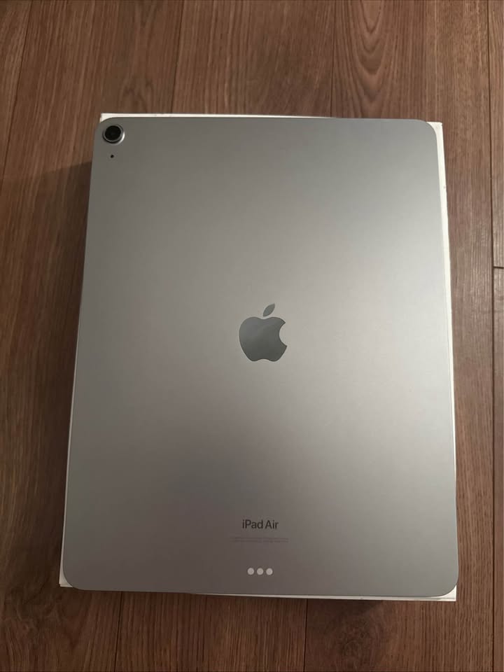 📱 iPad Air 13-inch (M2) – 128GB – Space Gray (Brand New / Open B - photo 5