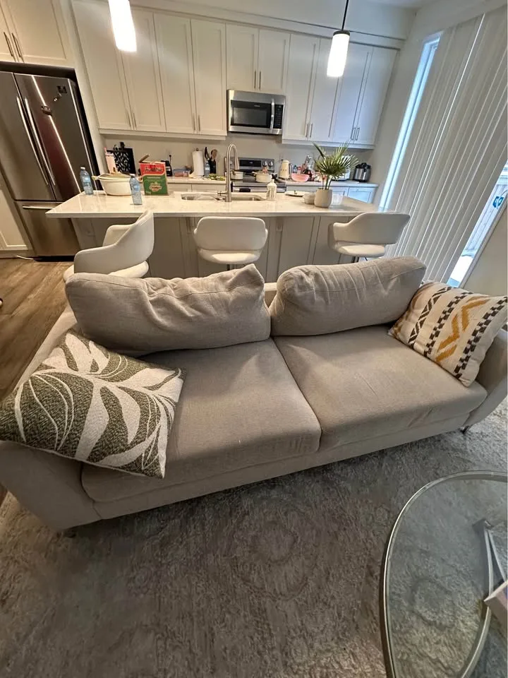 Couches for sale  WITH PILLOWS (MOVING SALE) 200$ separately image indicator(6)