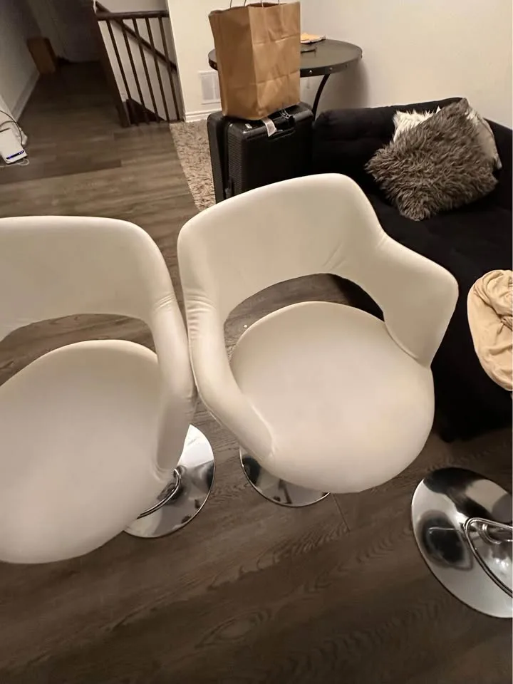 MOVING SALE- 3 TALL adjustable chairs. image indicator(3)