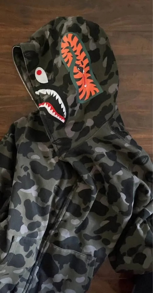 Dark green Bape L image indicator(3)