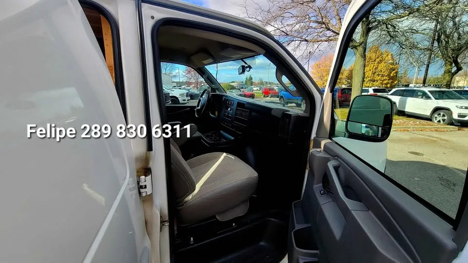 2019 GMC SAVANA G2500 image indicator(9)