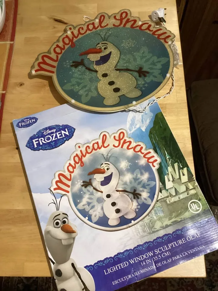 Frozen light up decorations image indicator(2)