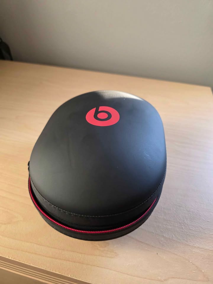 Beats Solo 3 - photo 3
