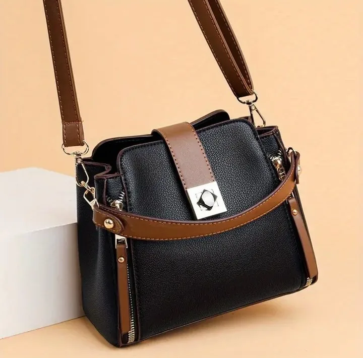 Luxury Small Crossbody Handbag image indicator(5)