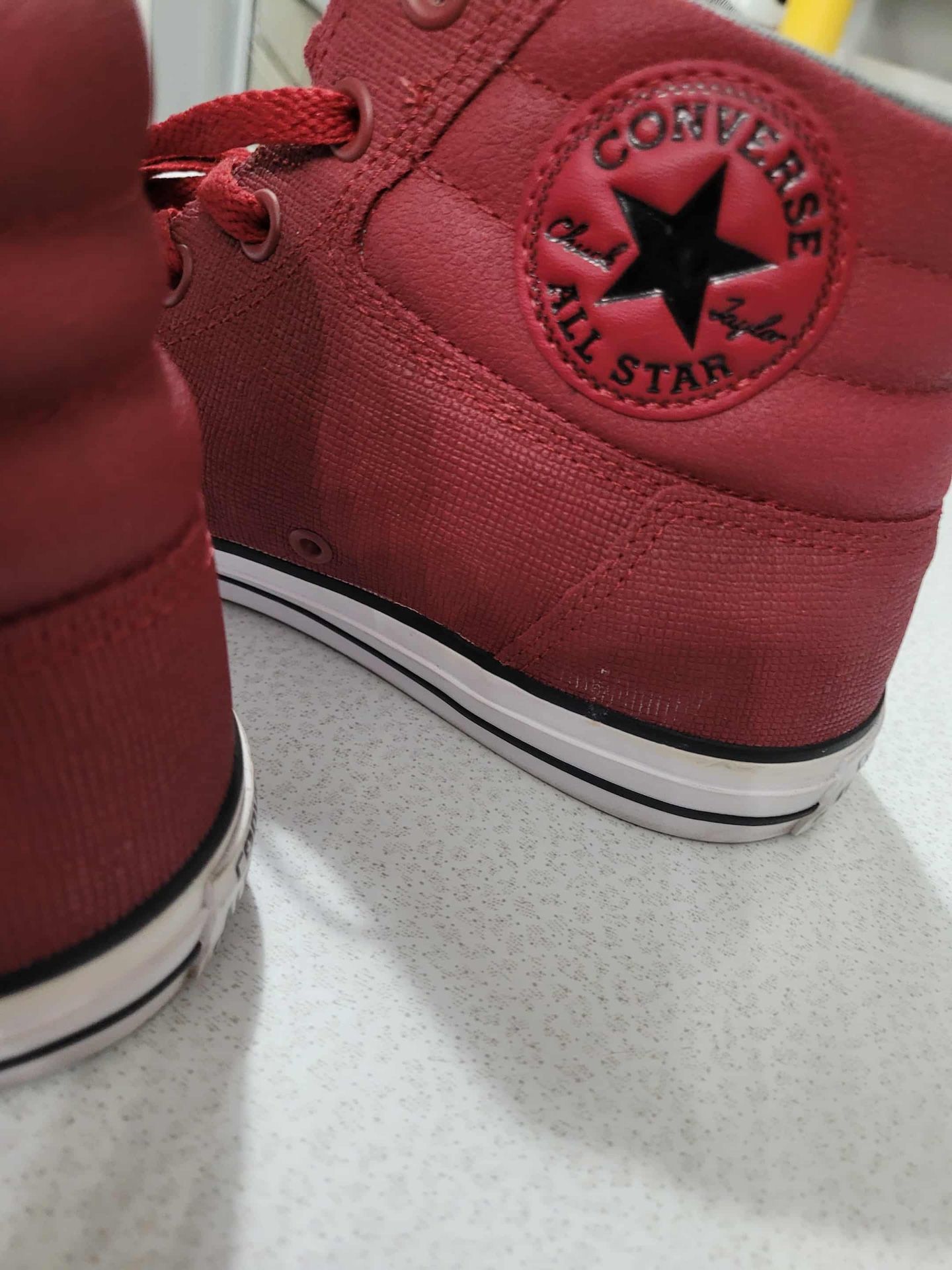 Vintage Converse Chuck Taylor All Stars Size 9 - Like New - photo 4