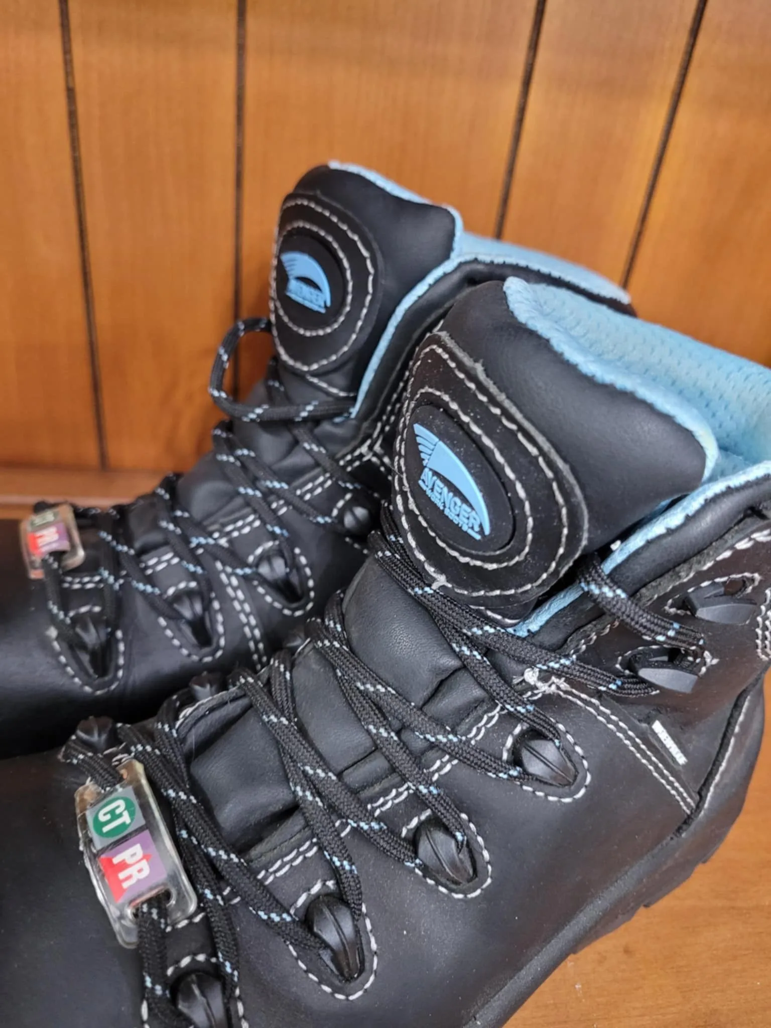 Avenger Black Composite Safety Toe Waterproof Work Boots Womens image indicator(5)