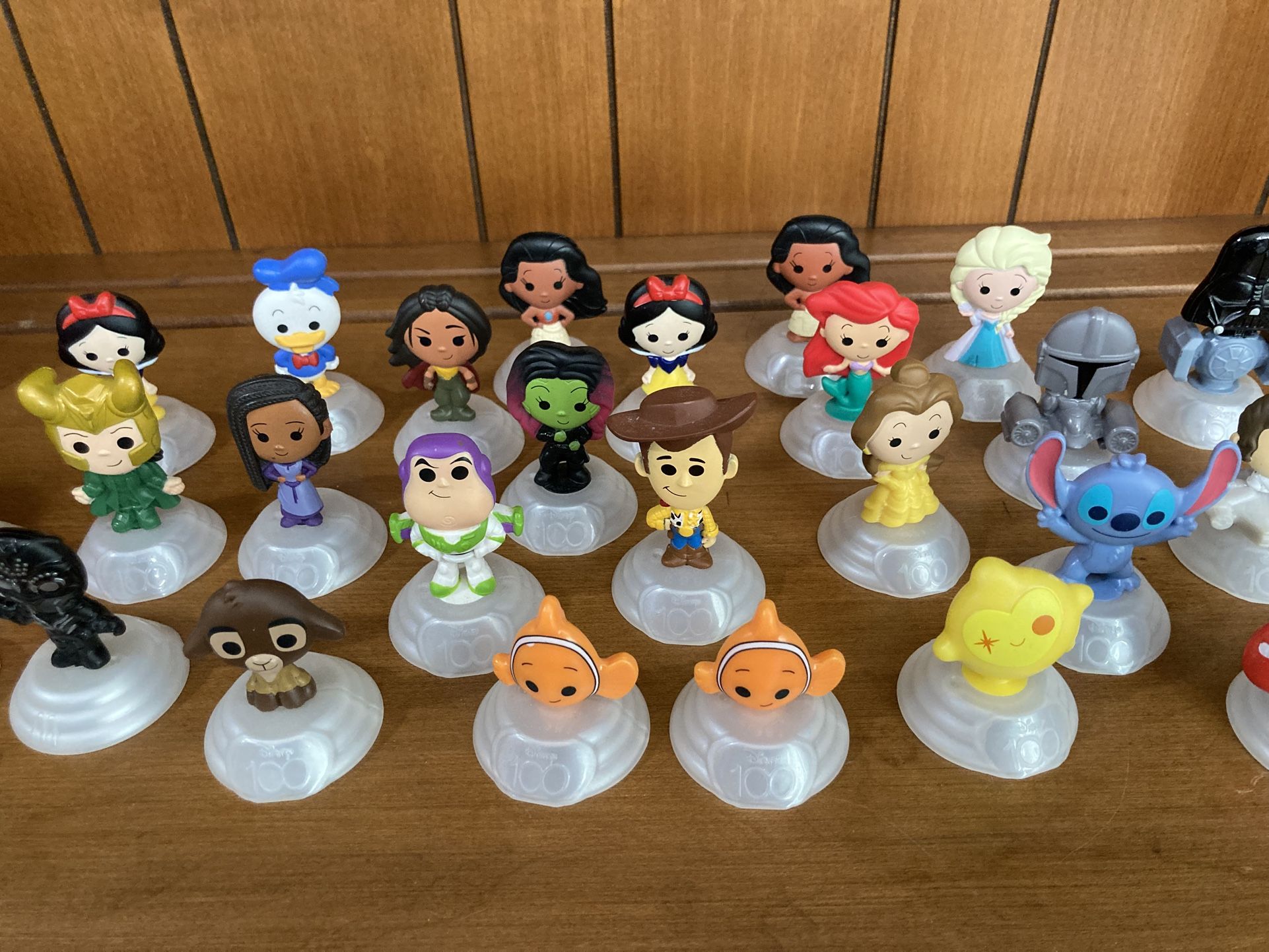 26 Piece Disney 100 Years Collection Statue Figure Toys - photo 4