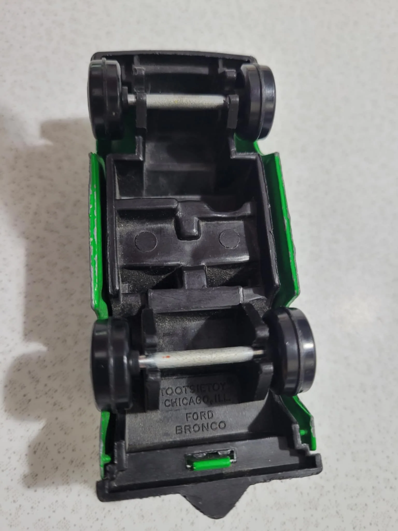 Vintage Tootsie Toys Ford BRONCO 4x4 Green Metal 4 Inch Toy Car image indicator(3)