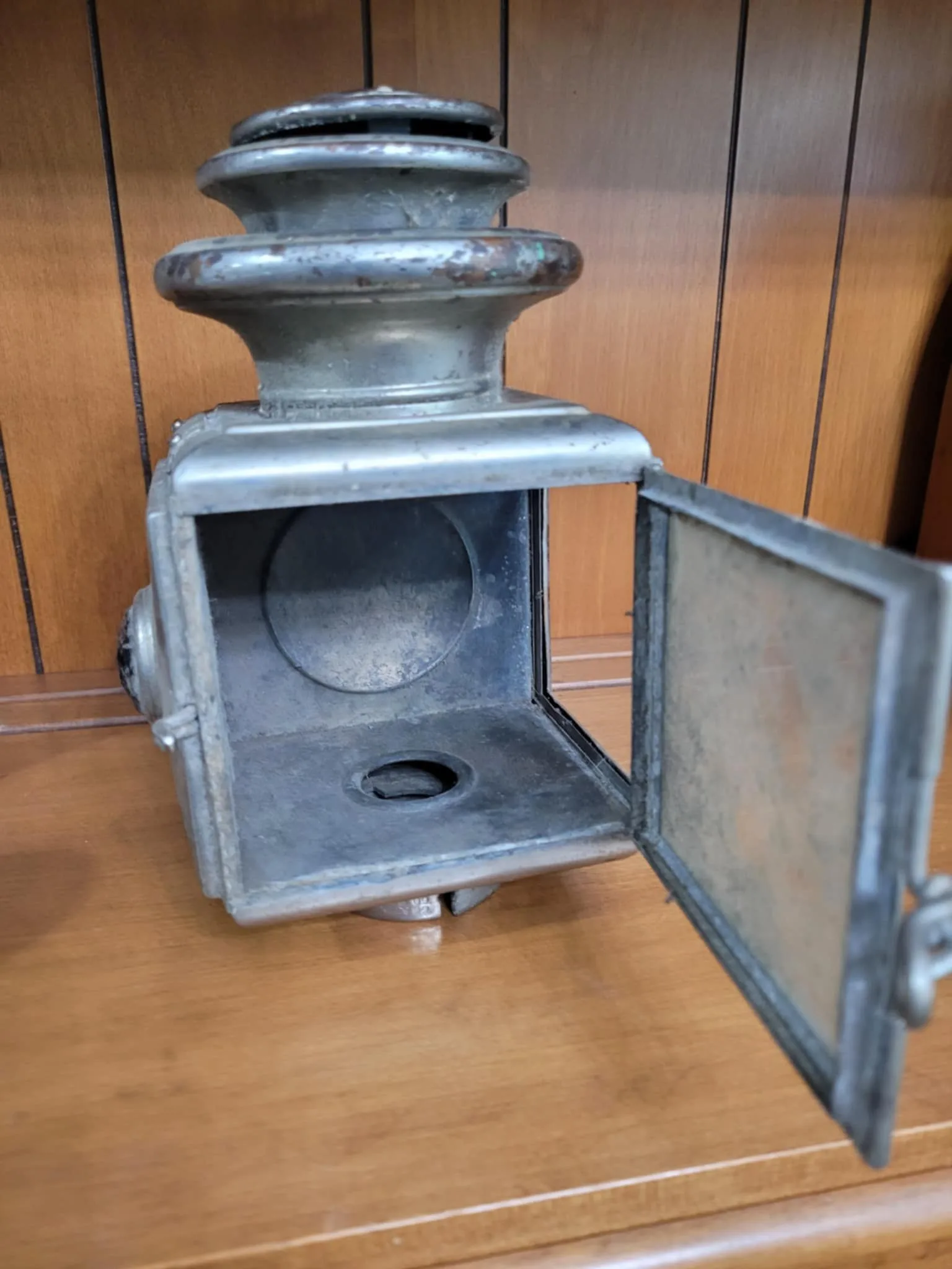 Rare Antique Vintage SOLAR Model T Headlight # 1132 image indicator(2)