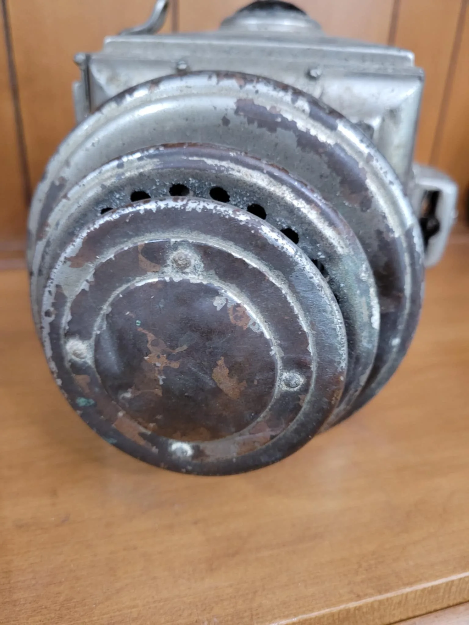 Rare Antique Vintage SOLAR Model T Headlight # 1132 image indicator(4)