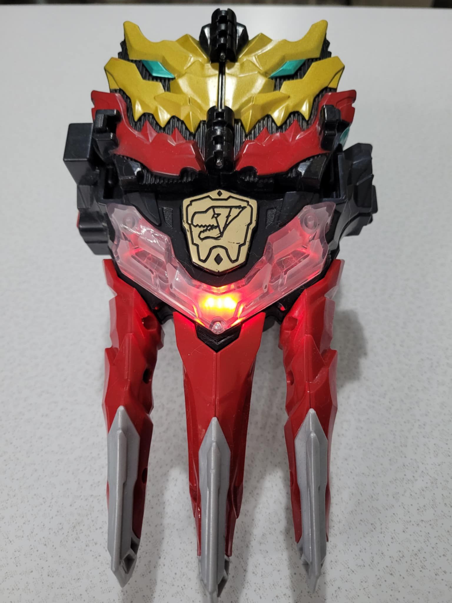 Vintage Power Rangers Dino Knight Claw Morpher Toy