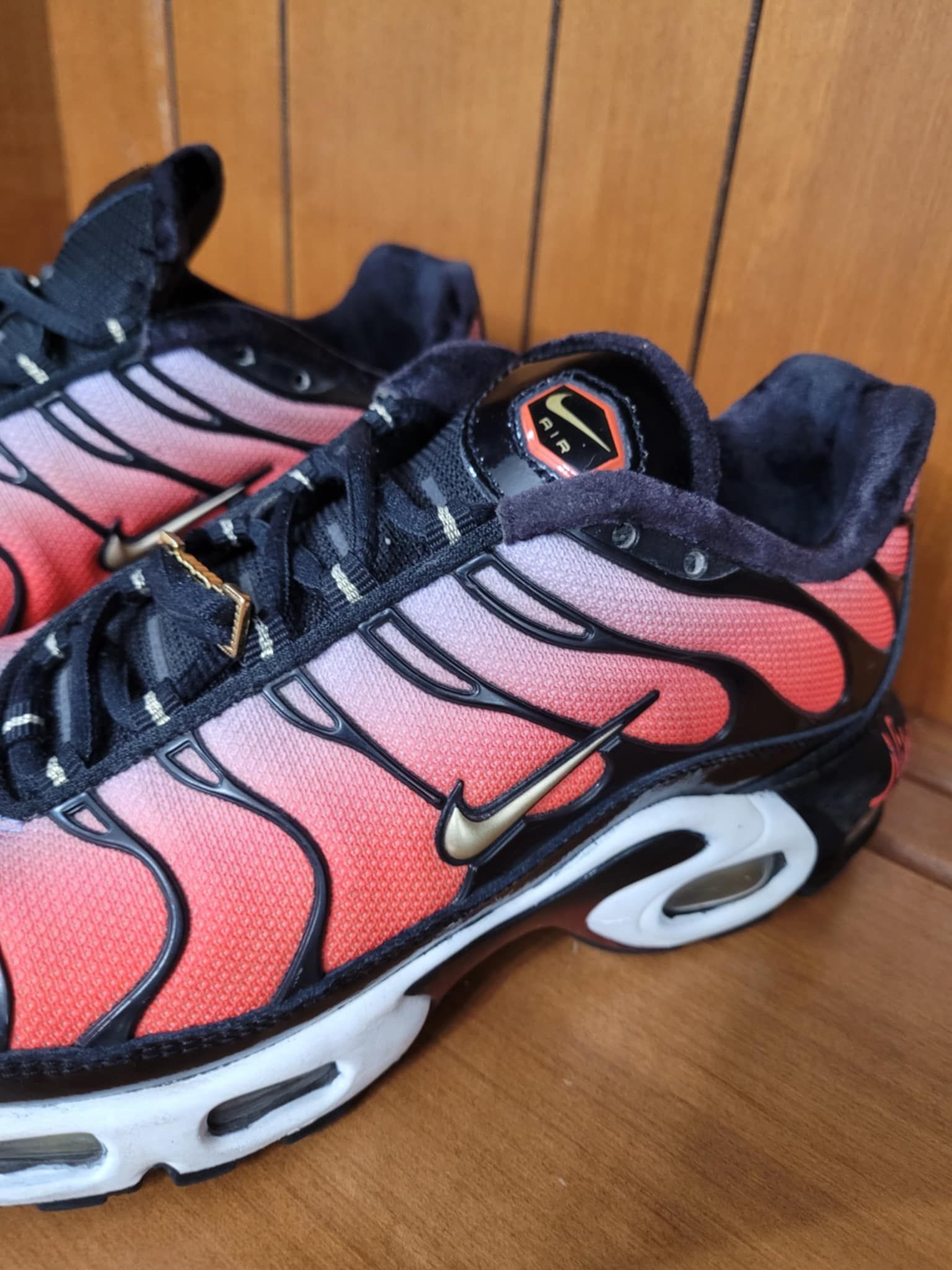 Nike Air Max Plus SISTERHOOD Womens Size 6.5 - photo 2