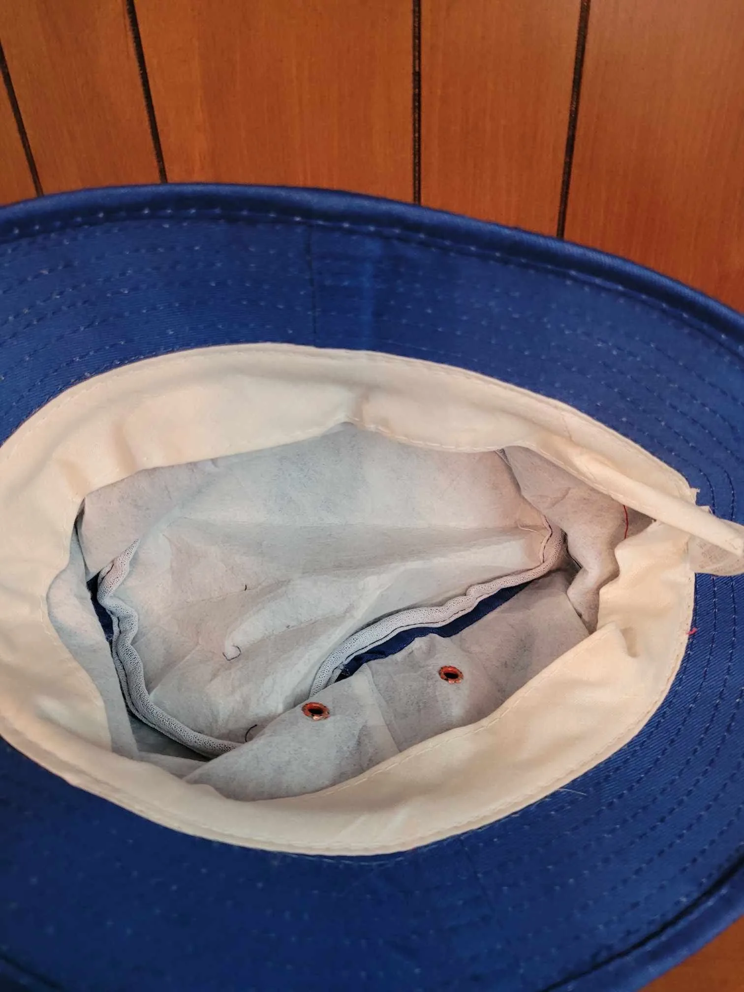 Vintage MLB Chicago Cubs Baseball Budweiser Blue Bucket Hat Cap image indicator(3)