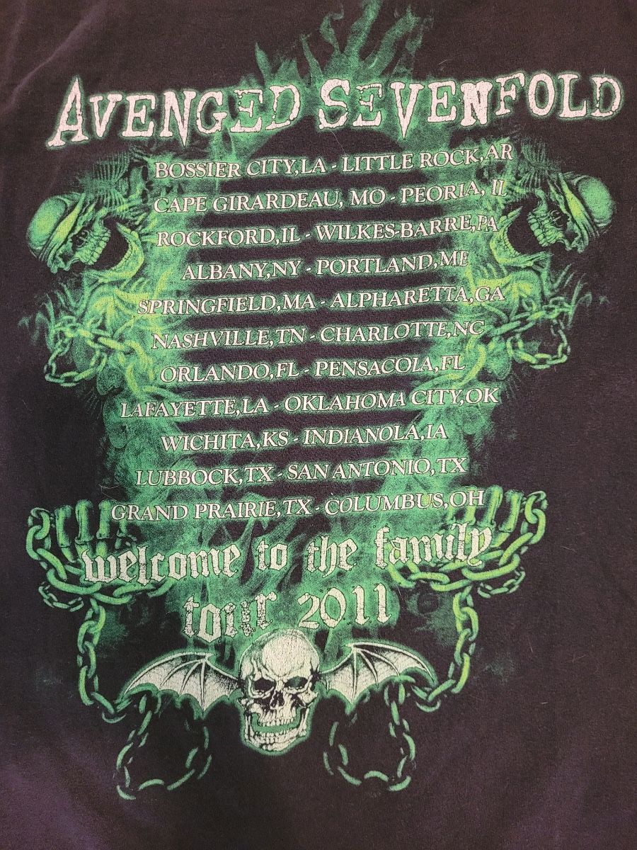 Avenge Sevenfold 2011 Concert Tour Shirt - Size L - photo 3