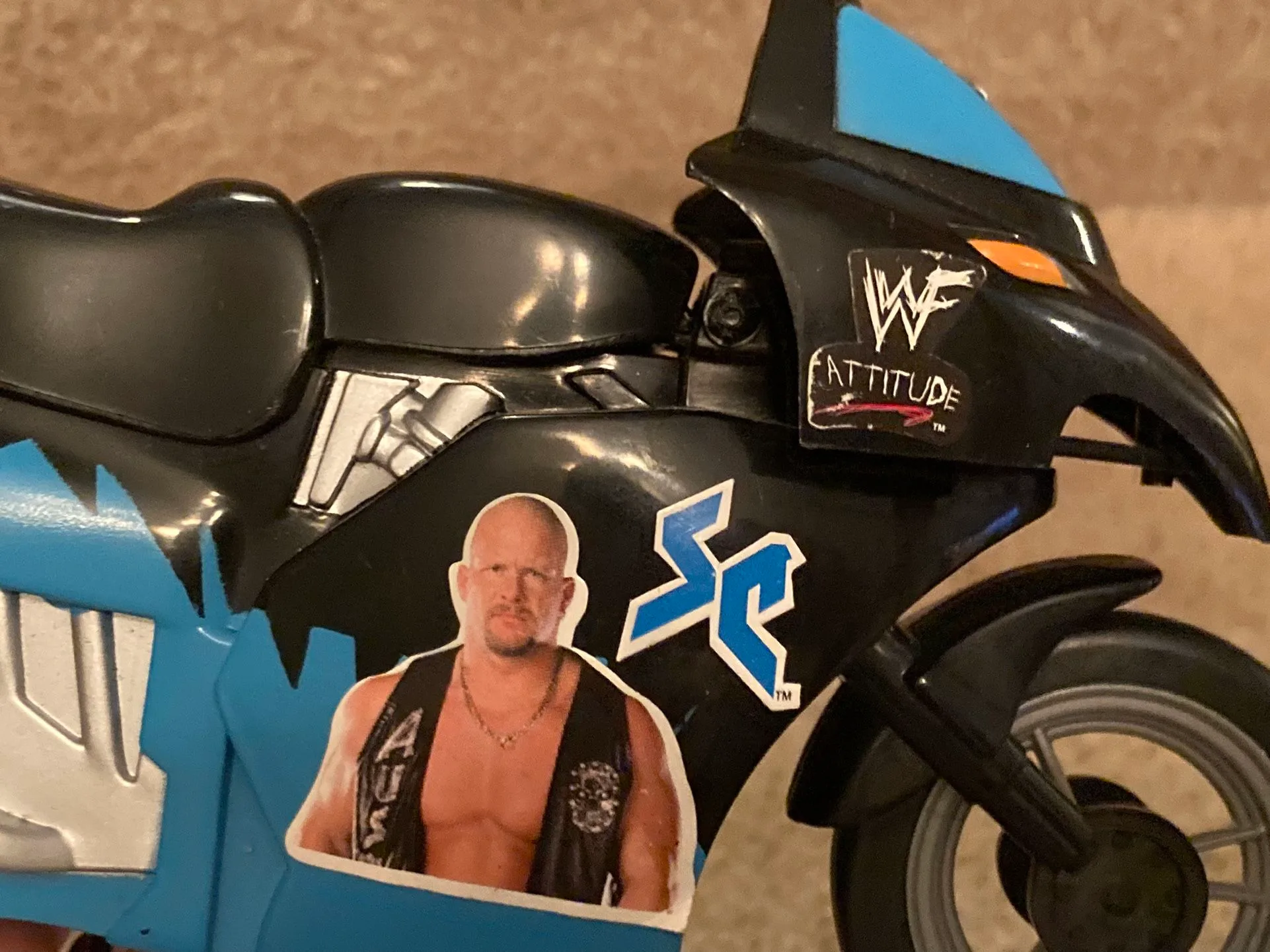 1998 WWF WWE Stone Cold Steve Austin Motorcycle Toy image indicator(11)