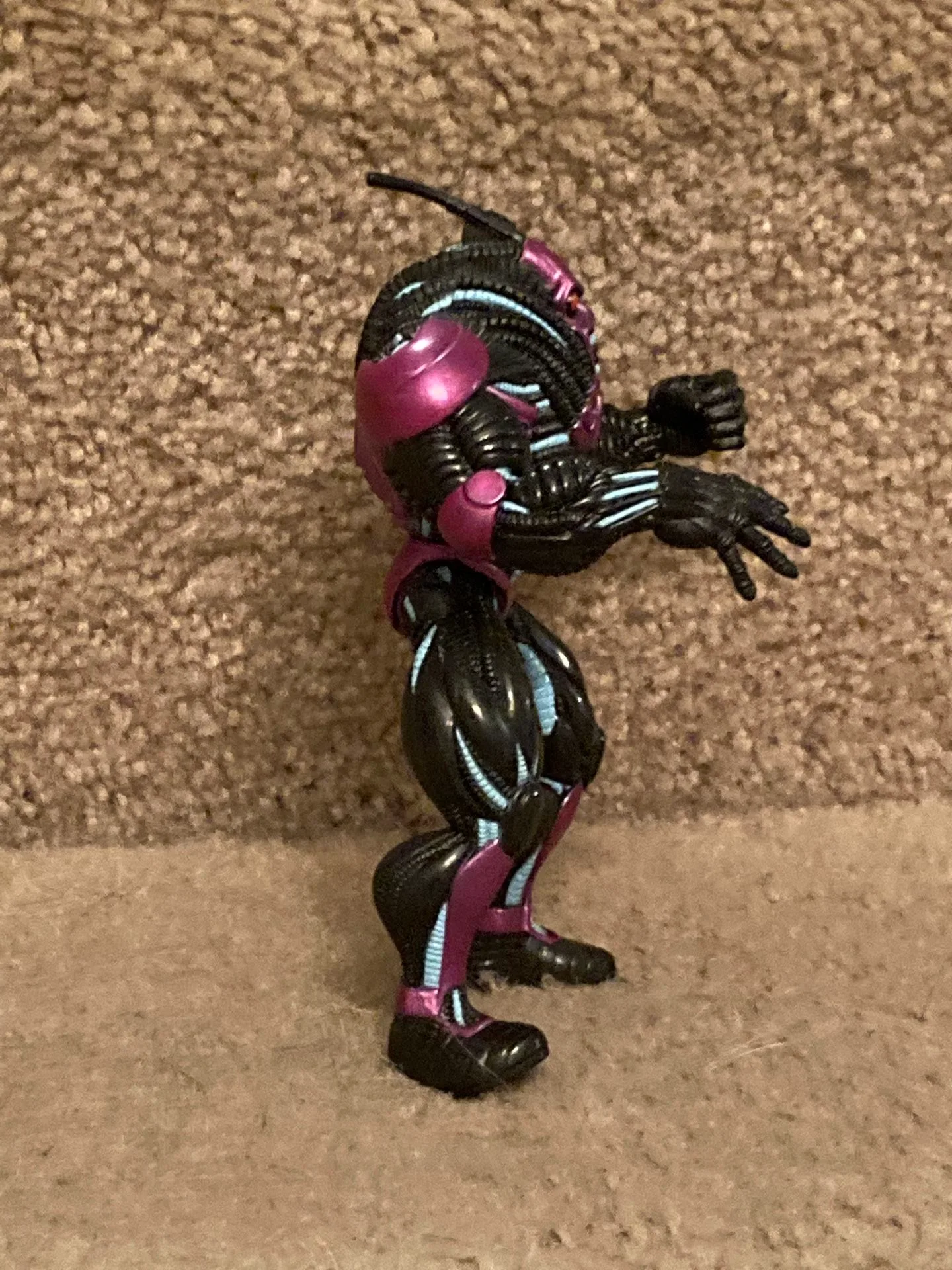 Vintage 1995 X-Men Generation X The Protector Figure image indicator(4)