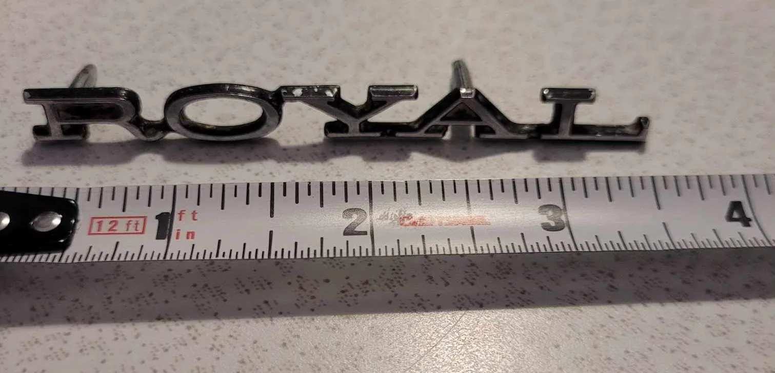 Vintage O.E Ford Toyota Buick ROYAL Car Metal Emblem Logo Badge image indicator(3)