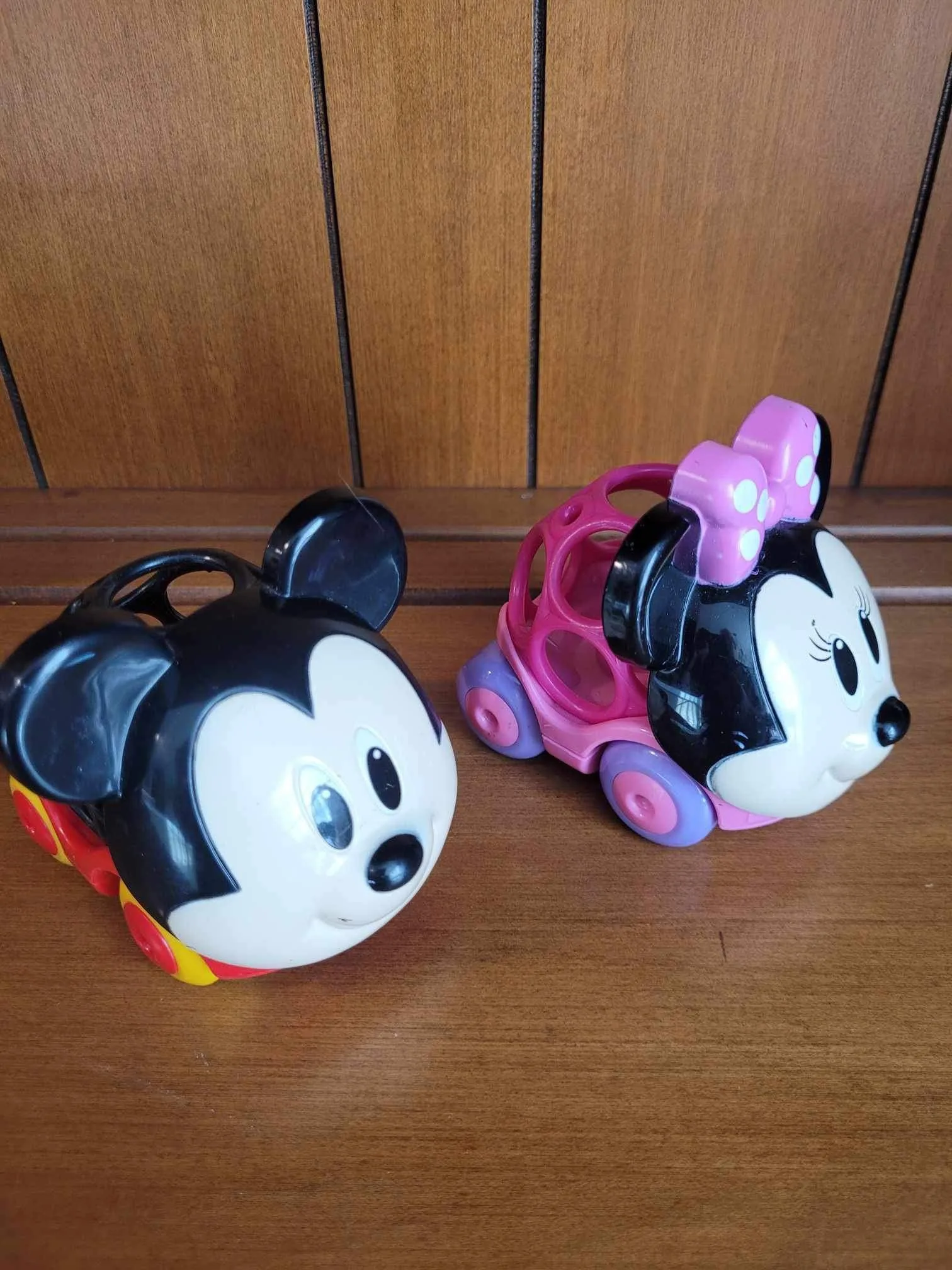 Set Of 2 Disney Baby Mickey & Minnie Mouse O Ball Car Toys!! thumbnail