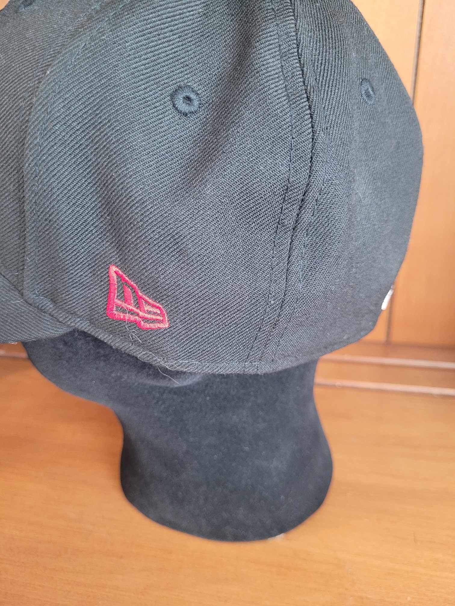New Era NFL Atlanta Falcons Football Logo 7 1/4 Fitted Hat Cap - photo 3