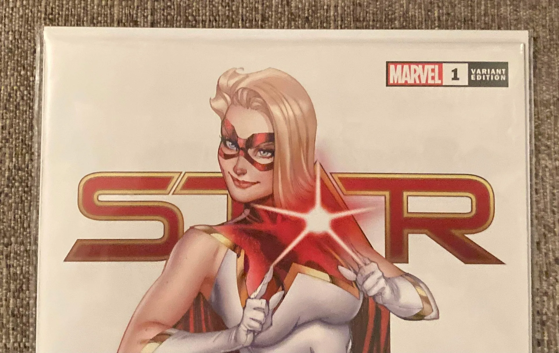 Marvel Comics STAR issue #1 Variant Cover Comic Book image indicator(5)