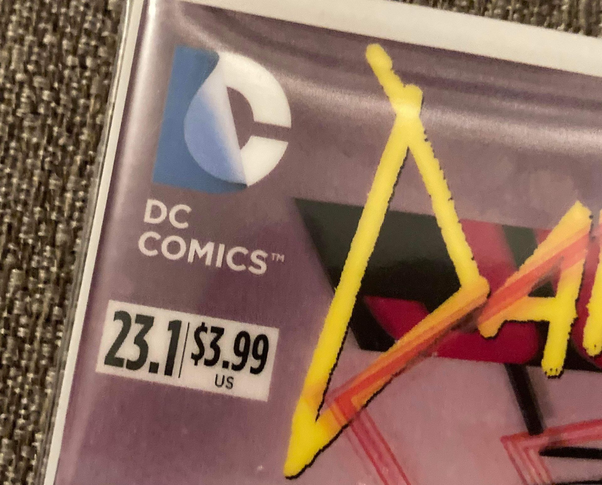 Justice League #23.1 Darkseid 3D Cover Comic Book - photo 2