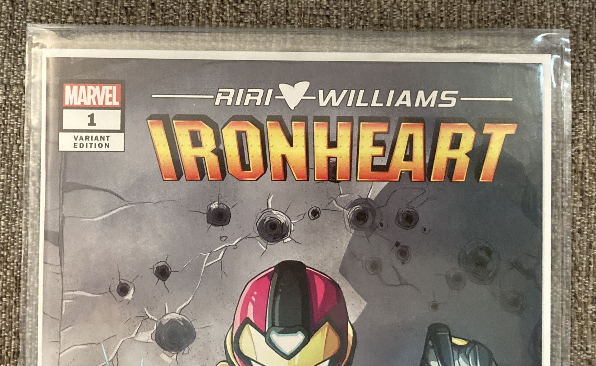 Marvel Comic IRONHEART #1 Variant Cover Key Issue First Print - photo 4