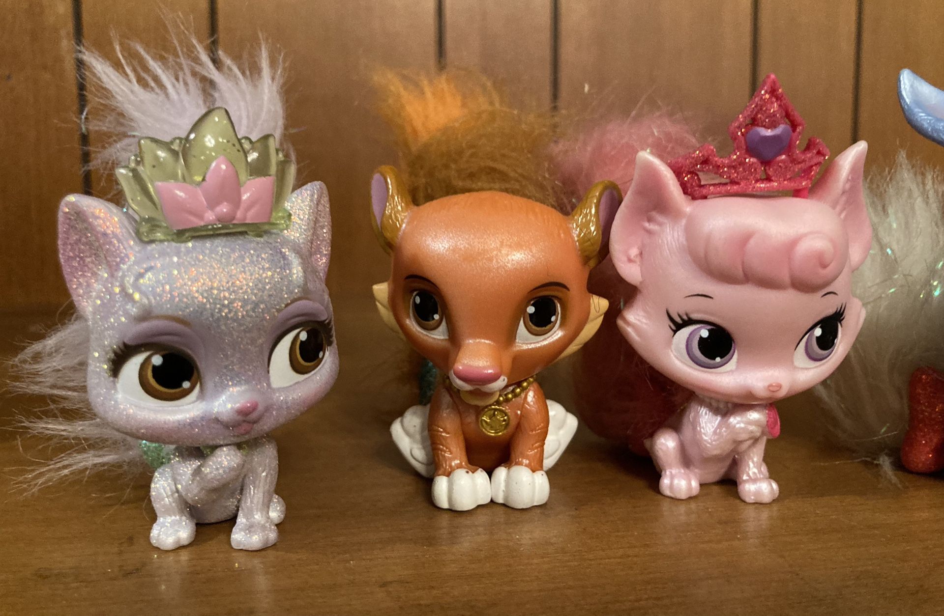Lot Of 6 Disney Princess Palace Furry Tail Pets Sparkle Glitter - photo 5