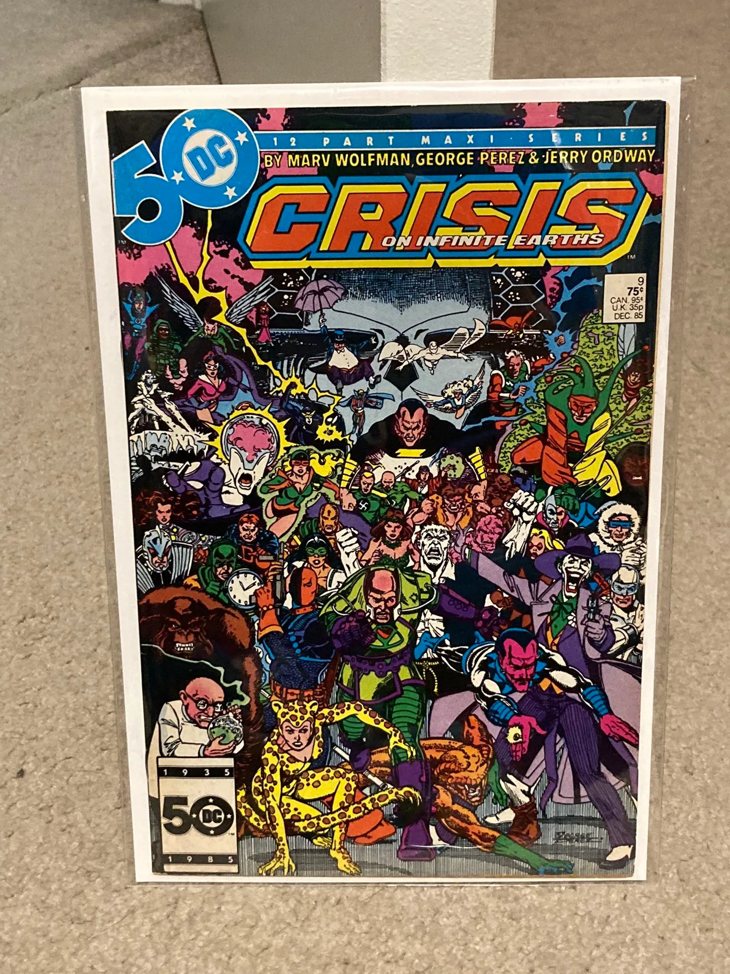 Vintage Dc Comics CRISIS Of Infinite Earths Issue #9 thumbnail
