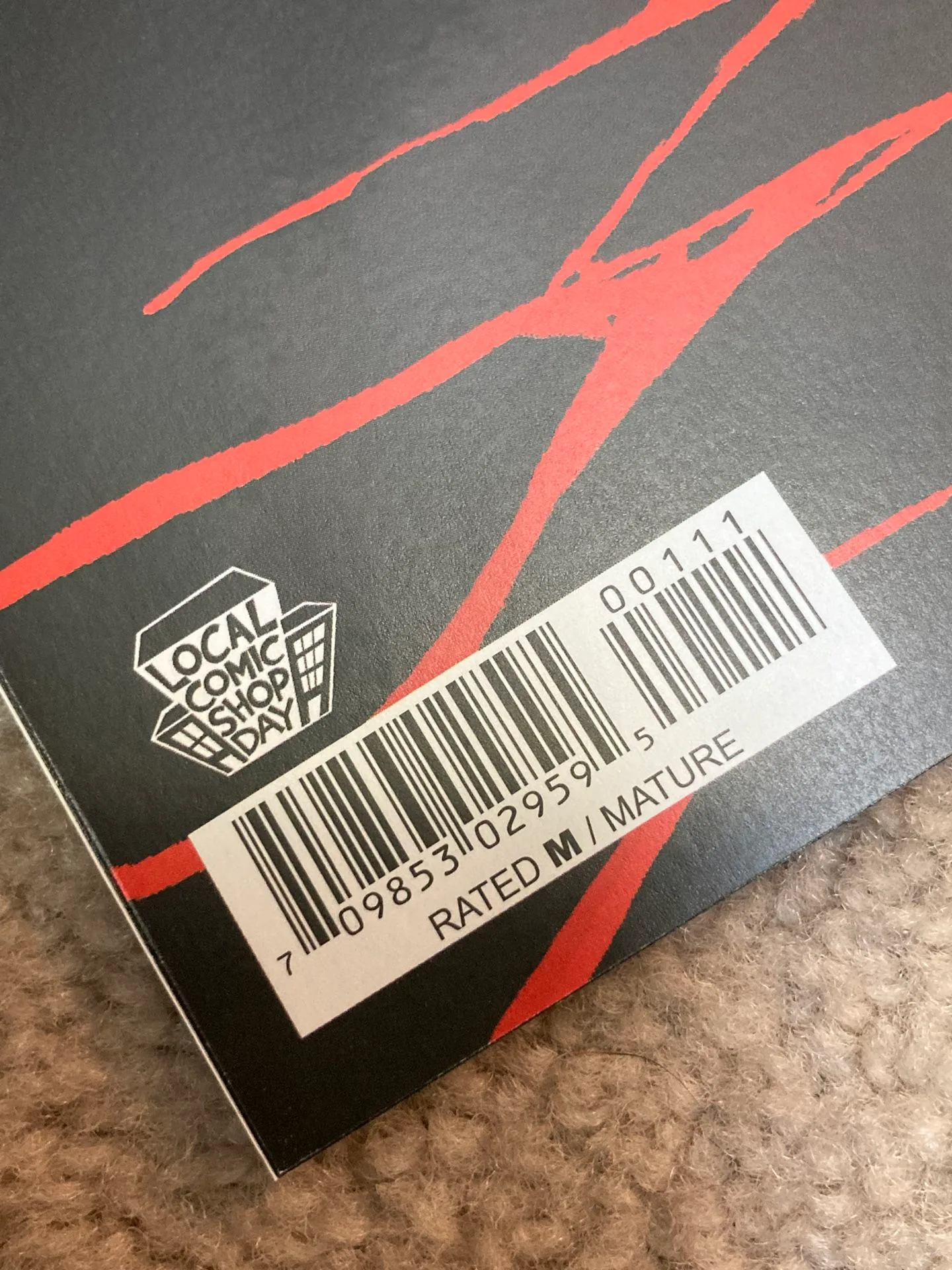 The Walking Dead The Alien #1 Variant Comic Book image indicator(4)