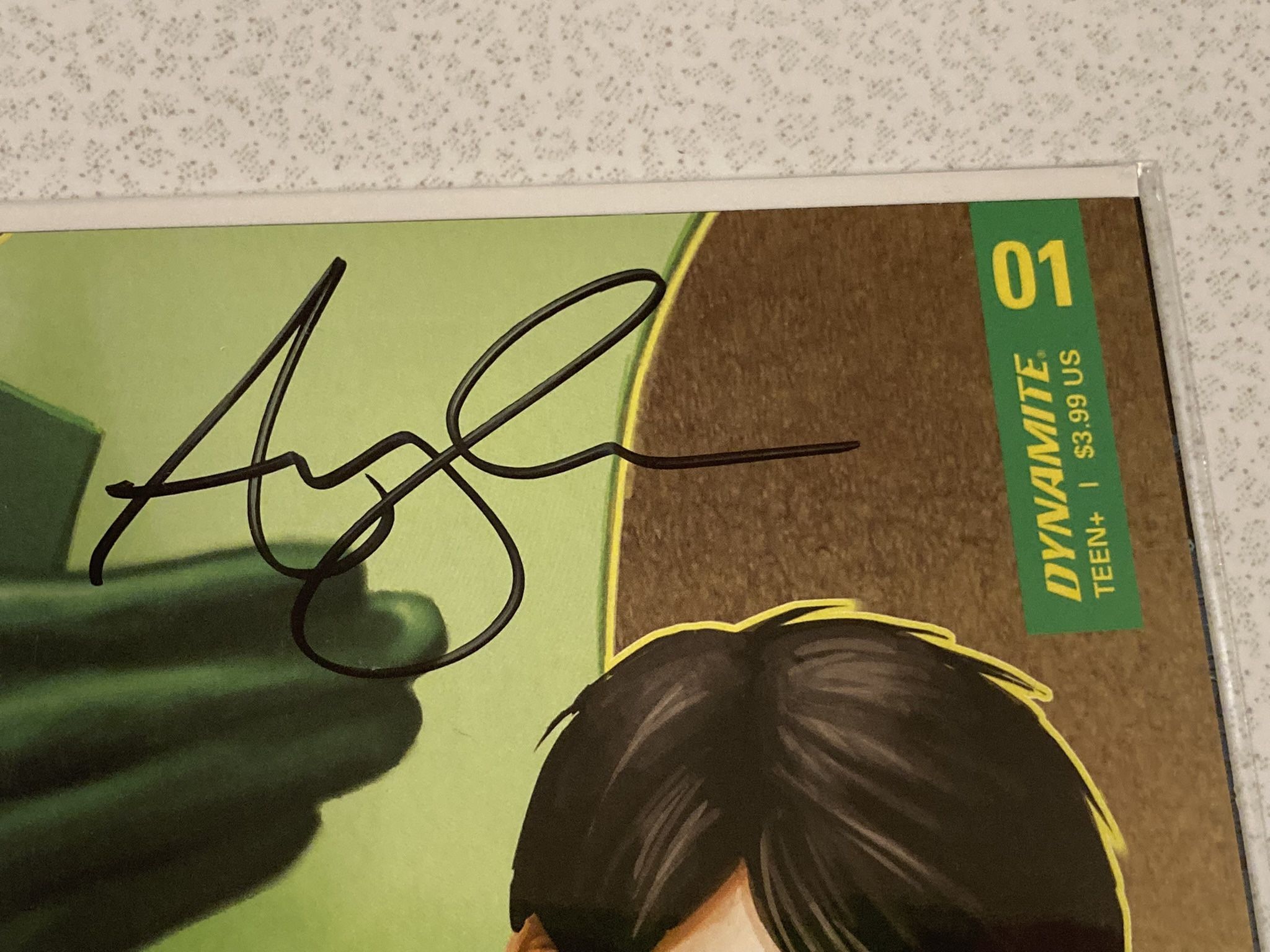 Dynamite Comics GREEN HORNET #1 Signed Comic Book - photo 3